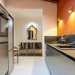 Santa Croce Luxury Apartment
