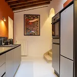 Santa Croce Luxury Apartment
